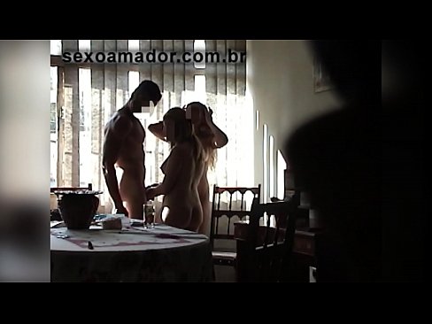 ❤️ ਸੈਕਸ ਦੋਸਤ ਇੱਕ ਵਿਸ਼ਾਲ ਆਦਮੀ ਅਤੇ ਉਸਦੇ ਨਾਲ ਇੱਕ ਤਿੱਕੜੀ ਨੂੰ ਸੱਦਾ ਦਿੰਦੇ ਹਨ ☑  ਸੈਕਸ